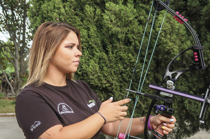 Alba Guerrero, campeona de tiro con arco